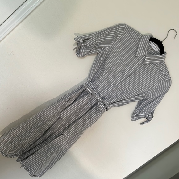 Calvin Klein striped button up dress- with pockets ! - Picture 1 of 5
